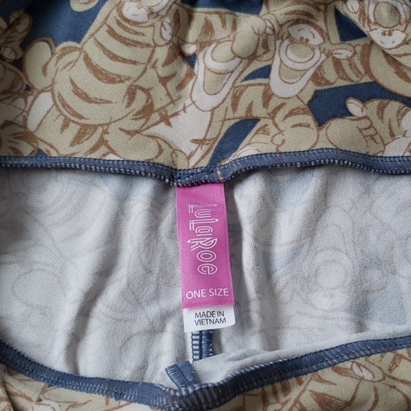 LuLaRoe Disney Tigger Leggings - Picture 4 of 6